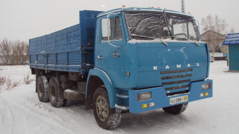 Автомобиль КАмАЗ-5320