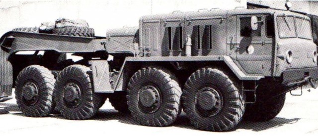 Седельный тягач МАЗ-537Г первого выпуска в Народной армии ГДР авто, факты