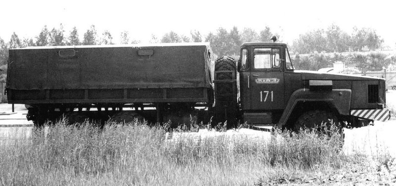Испытания опытного газотурбинного грузовика КрАЗ-Э260Е. 1974 год вездеход, конструкторы, неудача, эксперимент