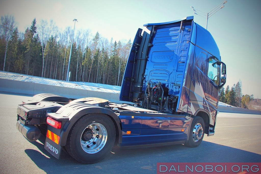 Volvo_FH_13_Ocean_Race_003