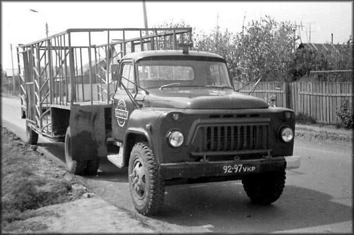 Советский ГАЗ-53,-52