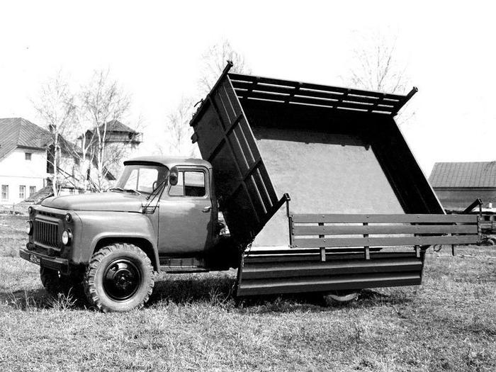 Советский ГАЗ-53,-52