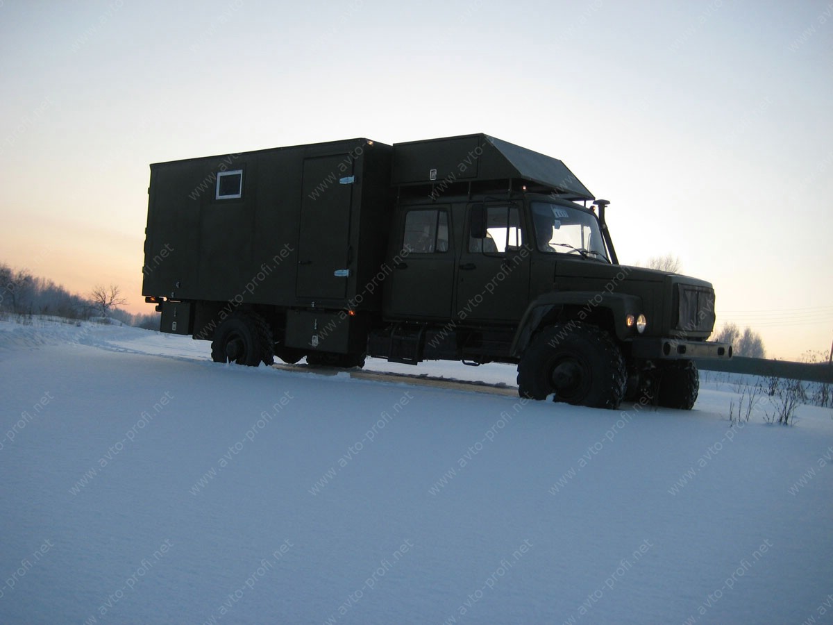 специальный автомобиль для активного отдыха на природе, охоты и рыбалки на базе ГАЗ-33081 ЕГЕРЬ-2 со сдвоенной кабиной, багажным отделением