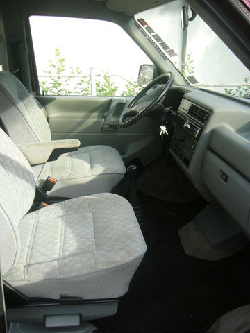 Volkswagen Multivan I 70B