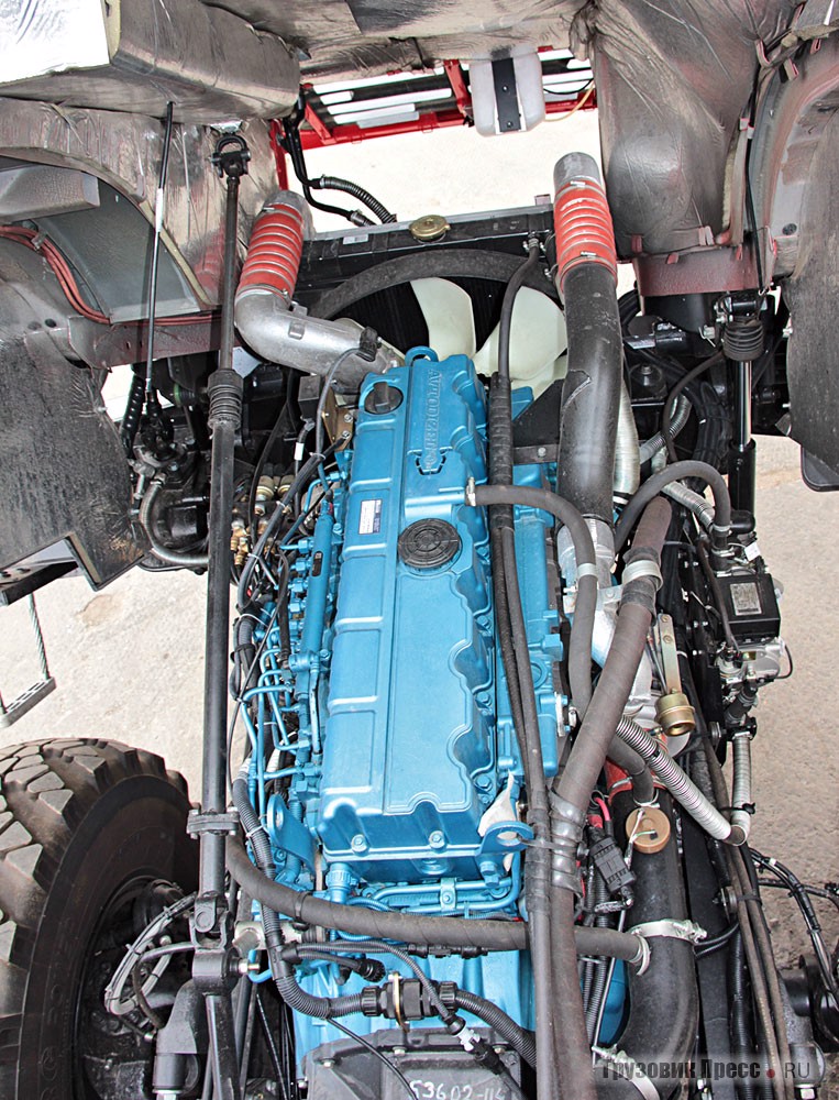 Новый двигатель ЯМЗ-536 приходит на смену устаревшим V-образным моторам