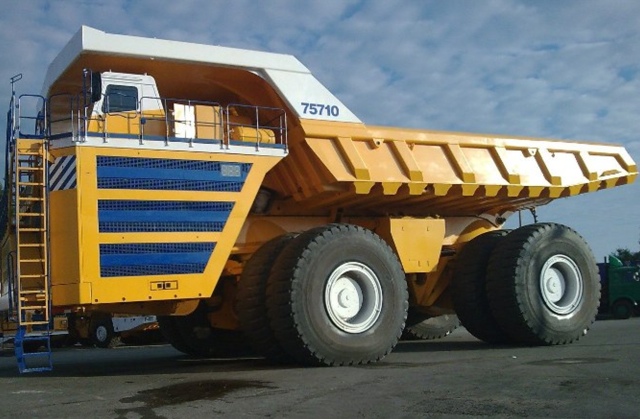Самый большой автомобиль на планете БелАЗ 75710 