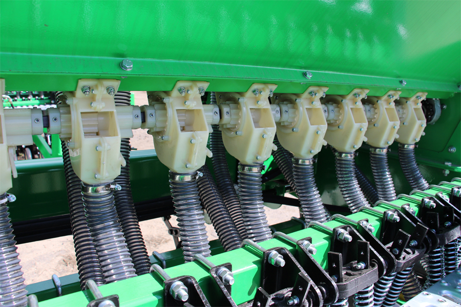 Высевающие аппараты сеялки Ника-6