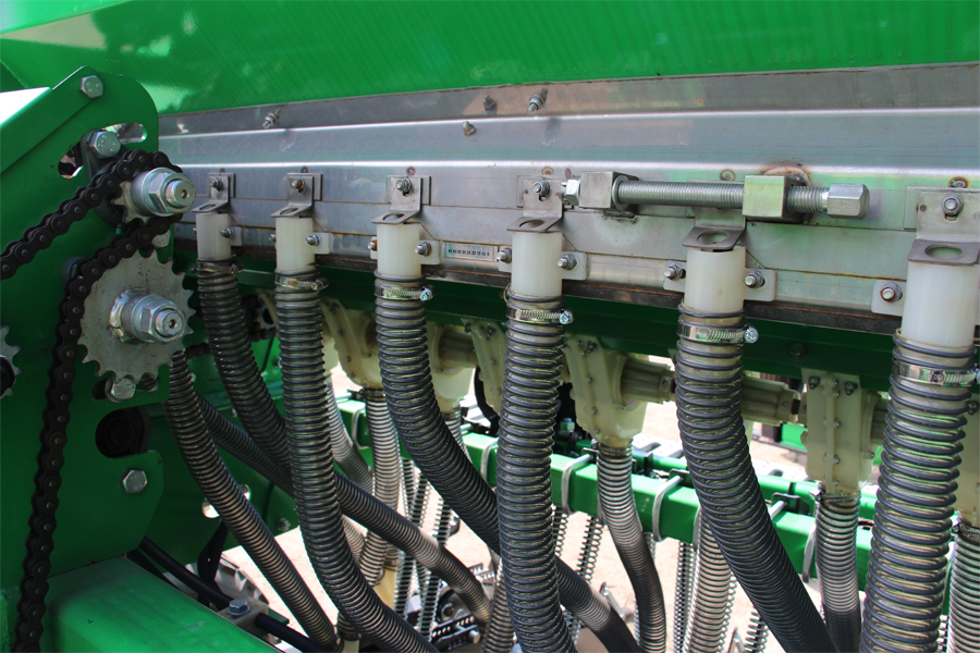 Мелкосемянный высев сеялки Ника-6