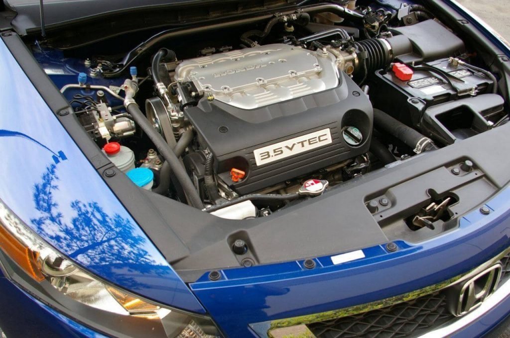 Фото двигатель Honda Accord VII 2.0