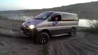 Hyundai Starex 4X4 и песчаный подьем