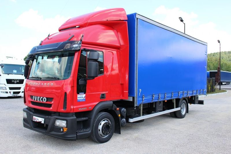 Продажа грузовиков 5 тонн. Iveco 75e17 EUROCARGO. Ивеко Еврокарго 10. Ивеко Еврокарго 5. Ивеко Еврокарго 2017.