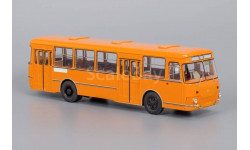 04002E ЛиАЗ-677М Оранжевый (с запасным колесом)